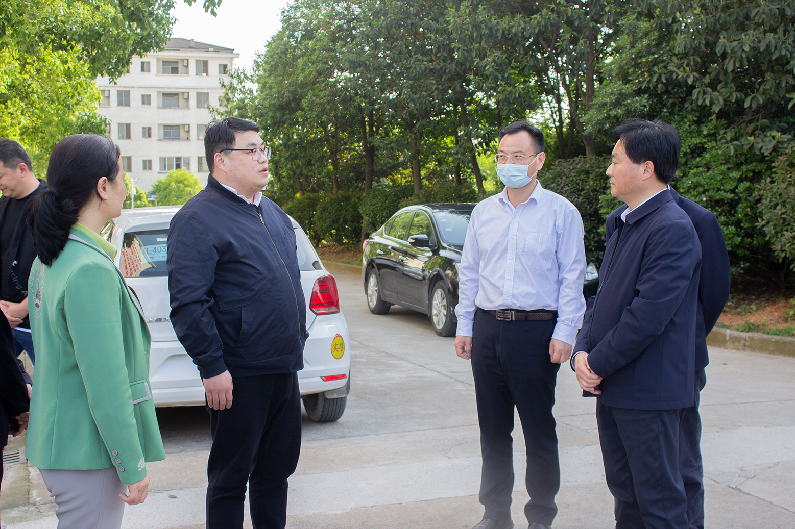 乘春風(fēng)，開快車，高水平建設(shè)產(chǎn)業(yè)人才高地 | 市委常委、組織部部長徐小兵來校調(diào)研人才工作(圖5)